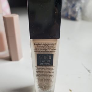 Lancome Teint Idole Ultra 24 wear Foundatiom